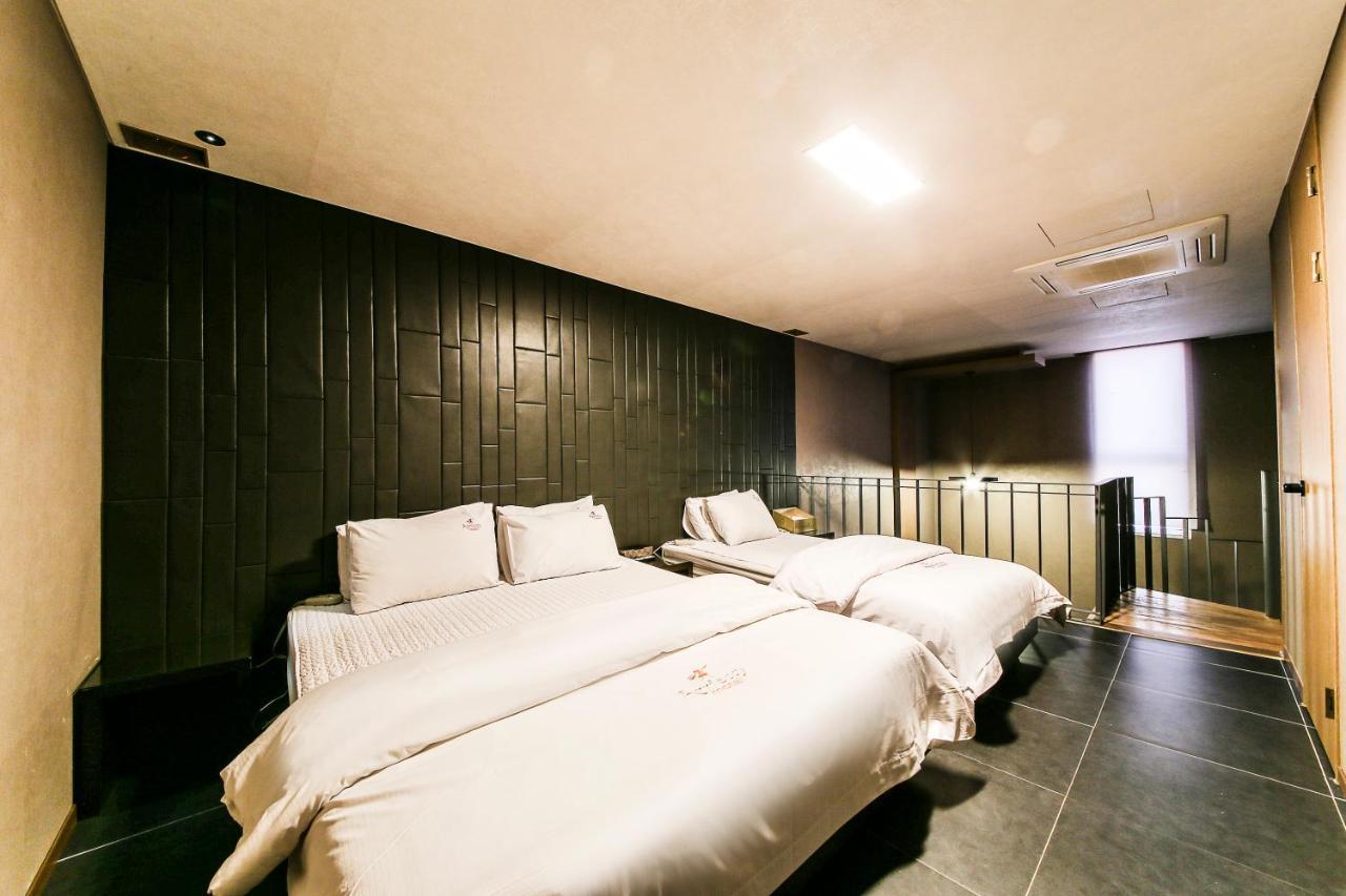 Gyeongju Arrietty Motel Екстериор снимка