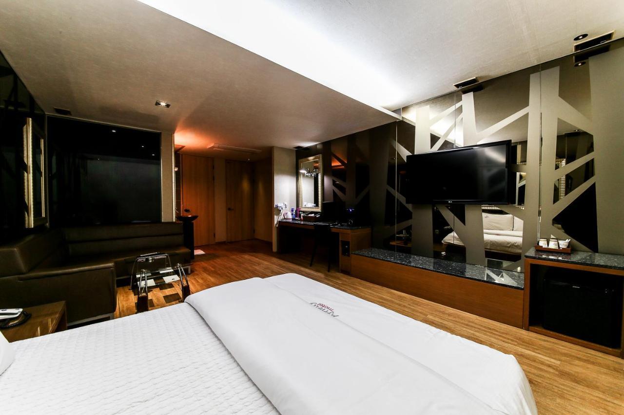 Gyeongju Arrietty Motel Екстериор снимка