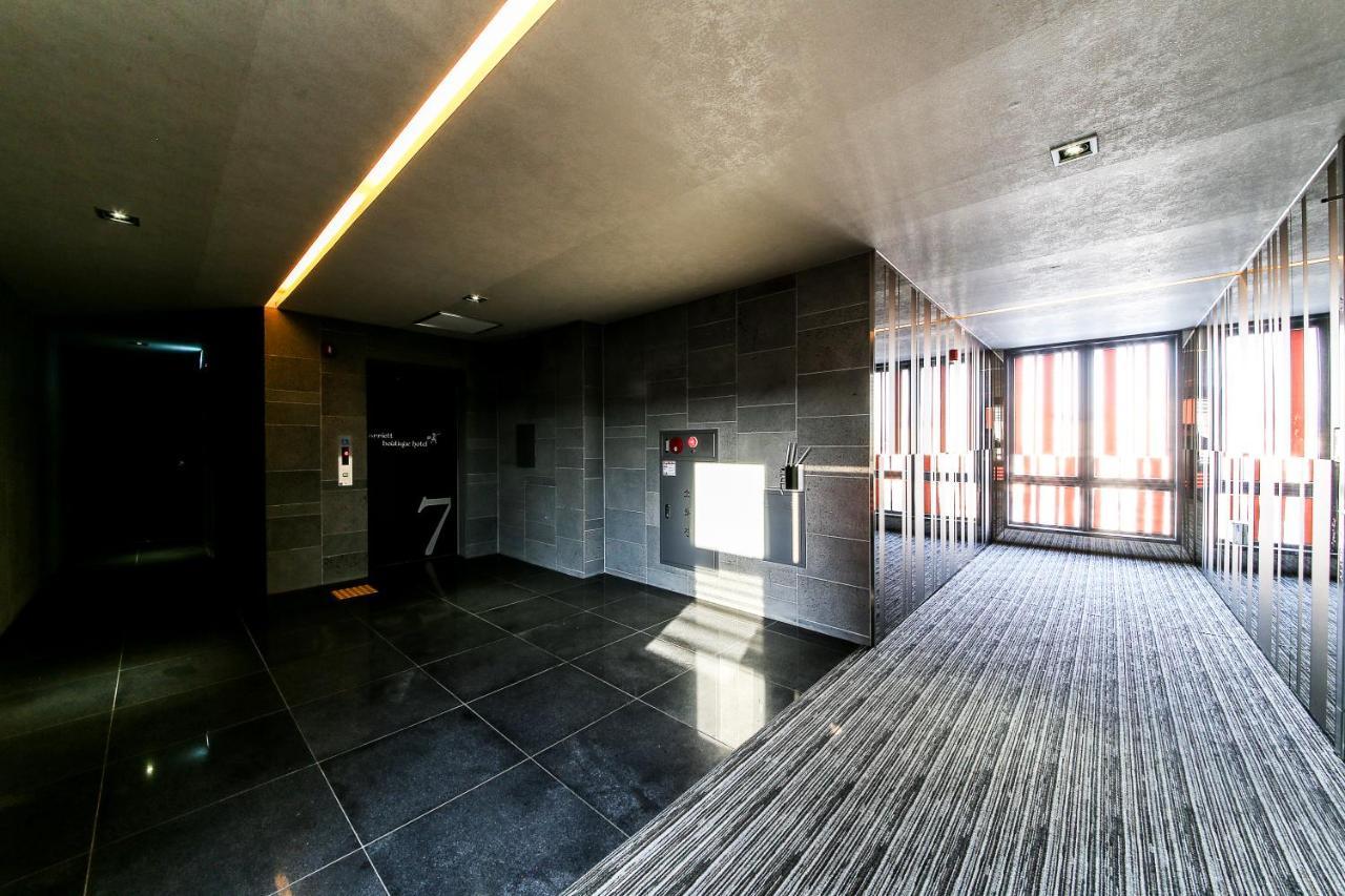Gyeongju Arrietty Motel Екстериор снимка